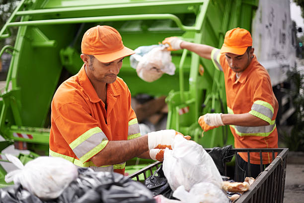 Best Attic Cleanout  in Deerfield, IL